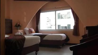 Sky Inn 2
