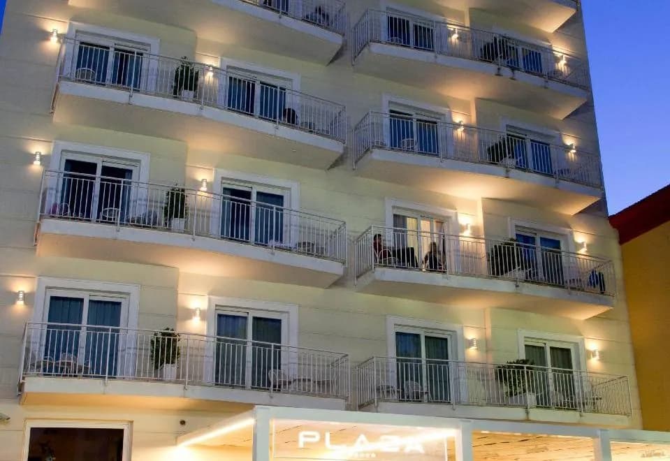 Hotel Plaza