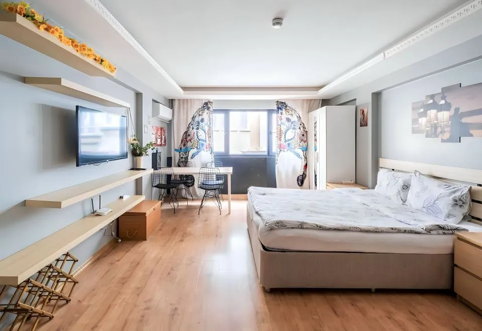 Handmade Hotel