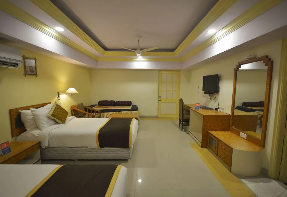 Hotel Rajputana Palace
