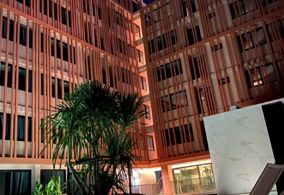 Prime Town - Posh & Port Hotel Phuket