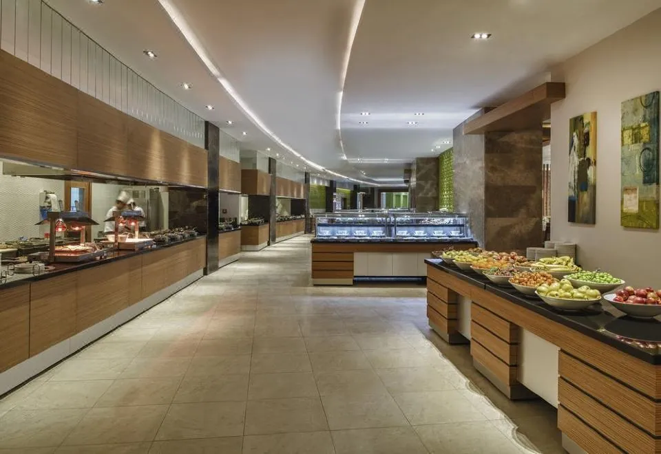 Aska Lara Resort & Spa Hotel