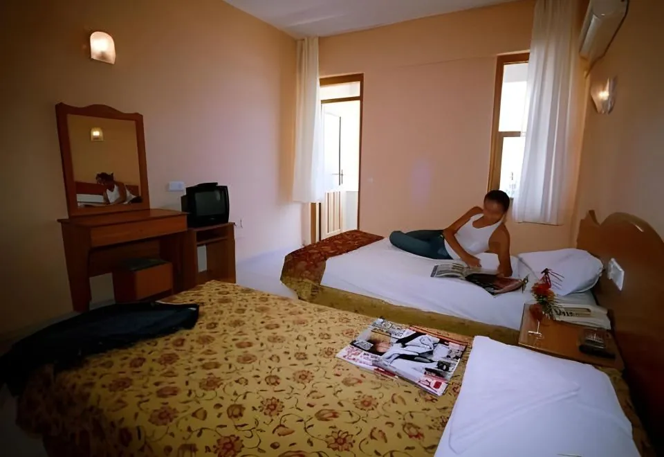 Kleopatra Melissa Hotel