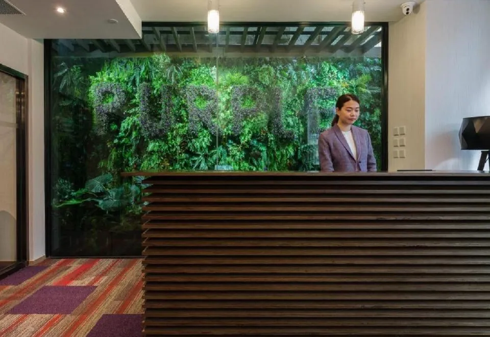 Hotel Purple