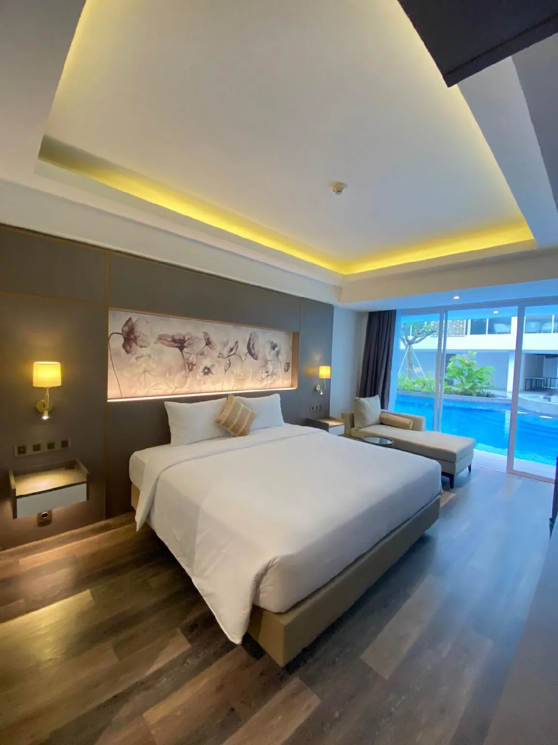 Arshika Bali Sunset Road