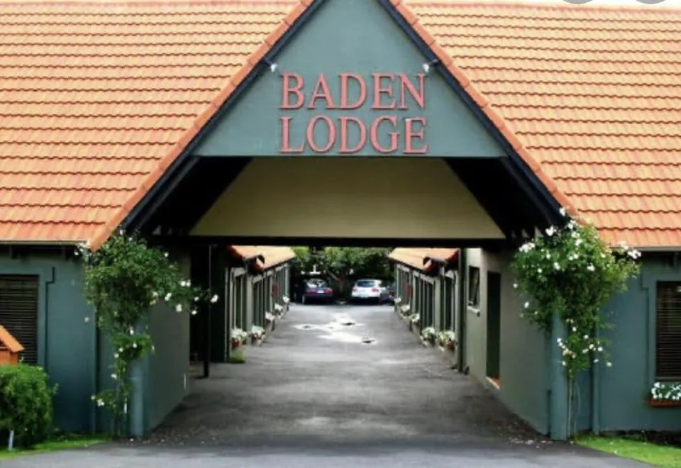 Baden Lodge Motel
