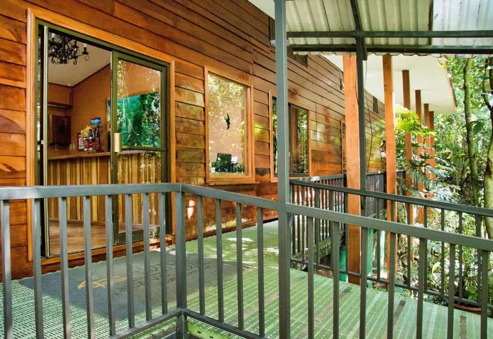 Jaguarundi Lodge - Monteverde