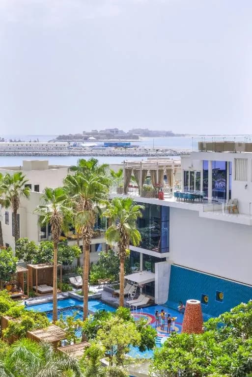 Maison Privee - Glamourous Apt with Sea Views at FIVE Palm