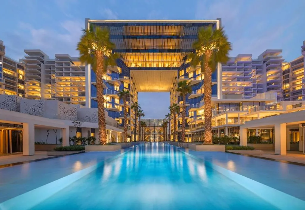 Maison Privee - Glamourous Apt with Sea Views at FIVE Palm