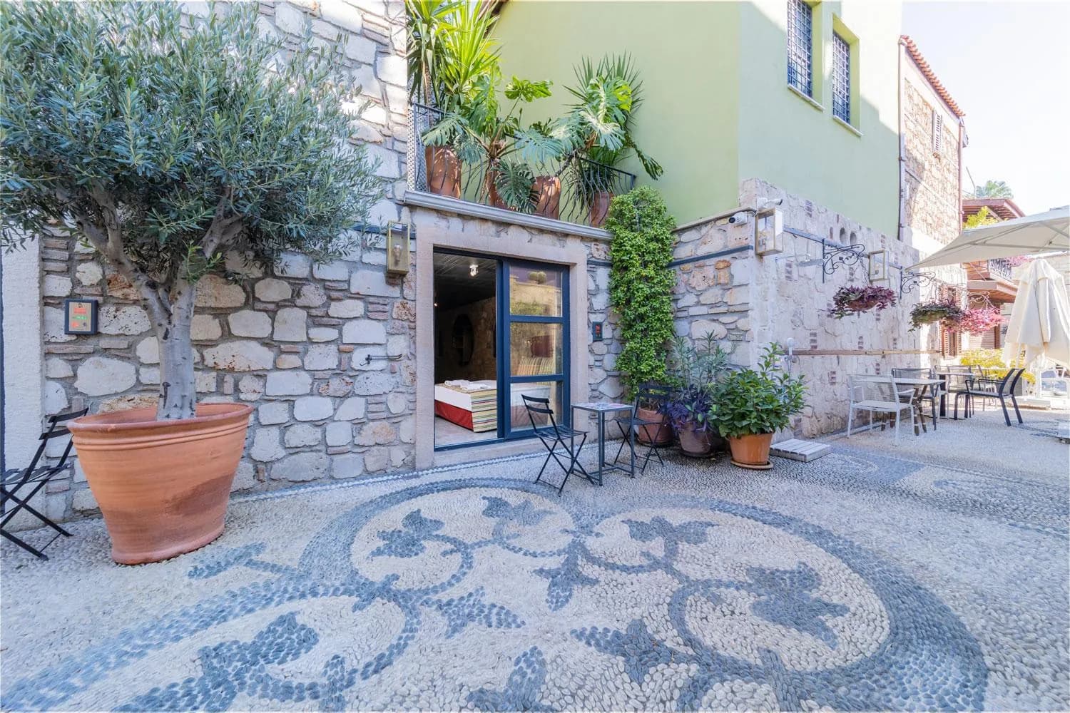 Fiore Garden Suites