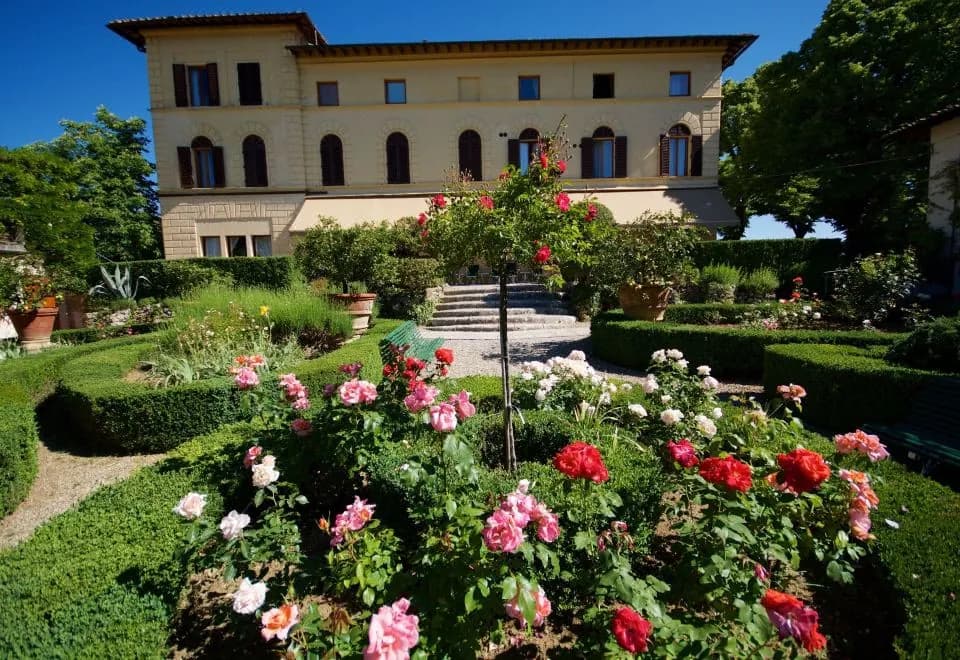 Villa Scacciapensieri Boutique Hotel