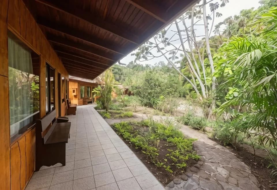 El Bosque Trails & Eco-Lodge