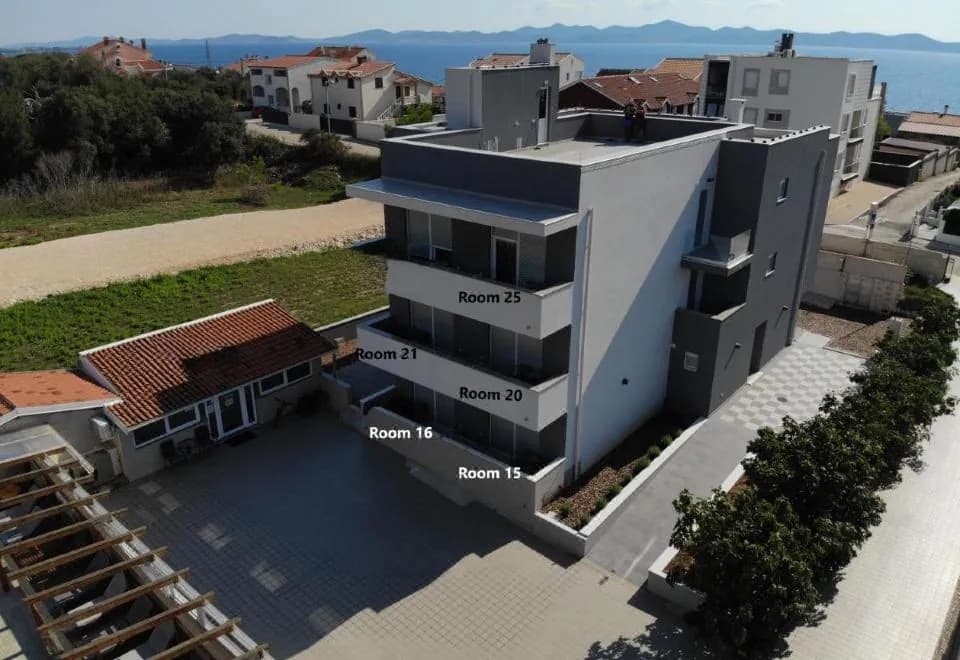 Aparthotel Plat