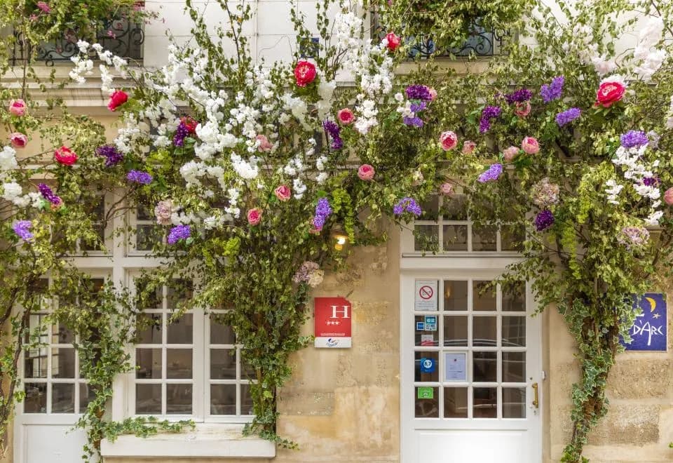 Hôtel Jeanne d'Arc Le Marais