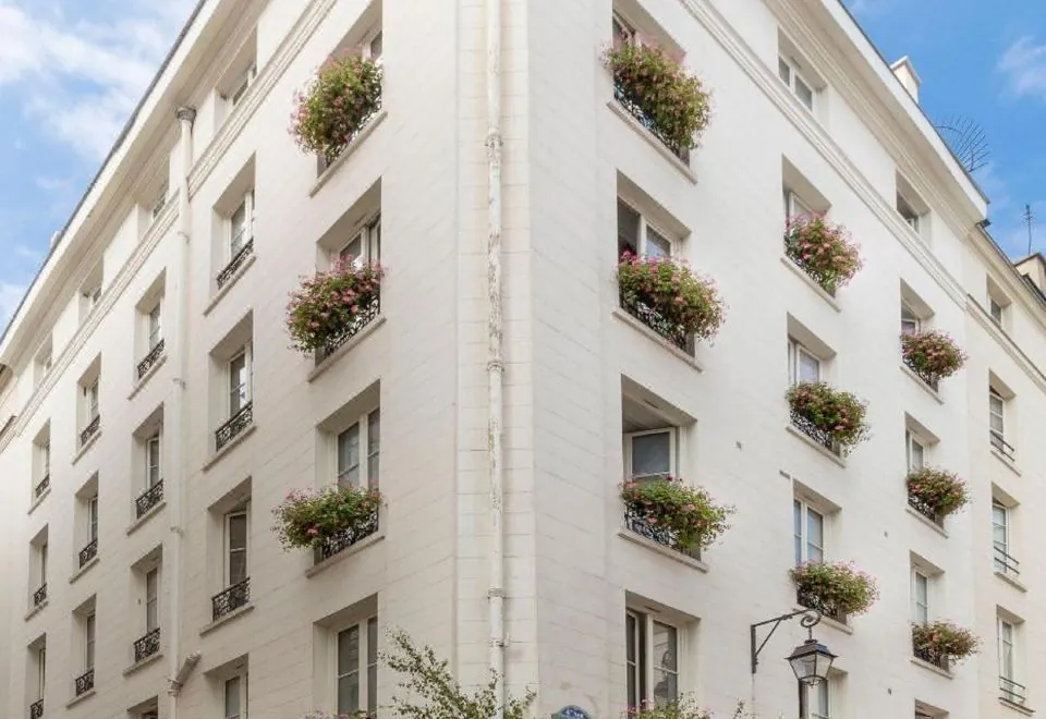Hôtel Jeanne d'Arc Le Marais