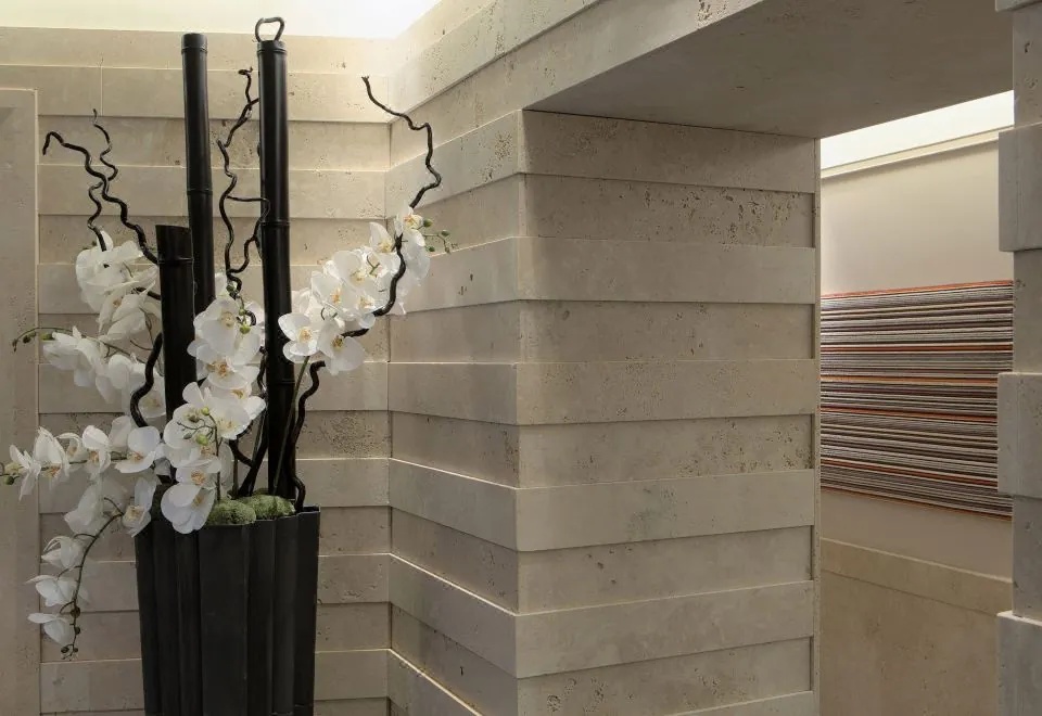 Stendhal Luxury Suites
