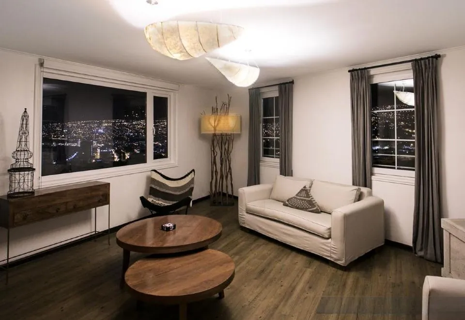 Casa Galos Hotel & Lofts