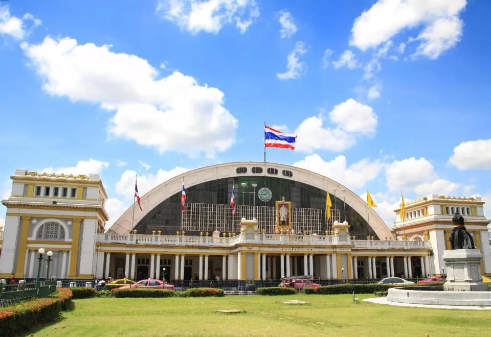 OYO 225 Premier Place Bangkok
