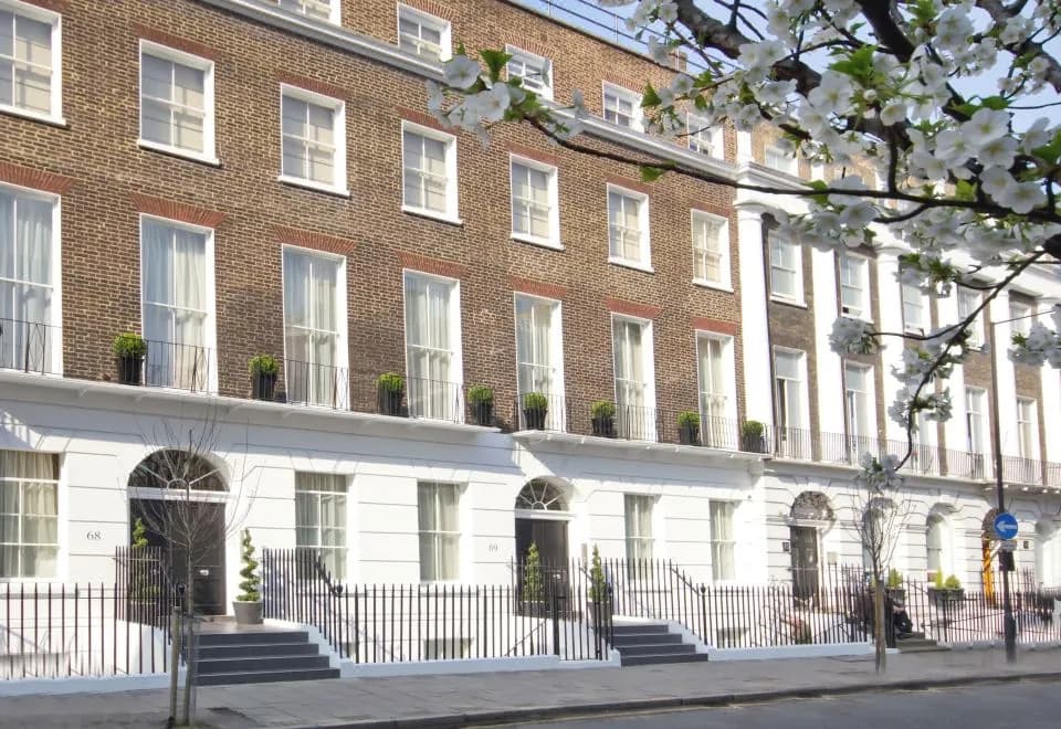 Guilford Street Apartments