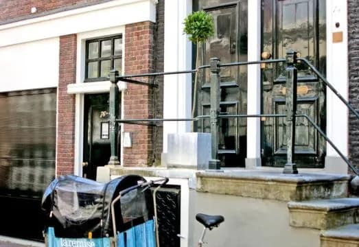 COMMUNE suites