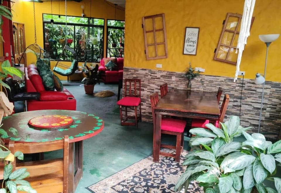 Cabinas El Pueblo B&B Monteverde