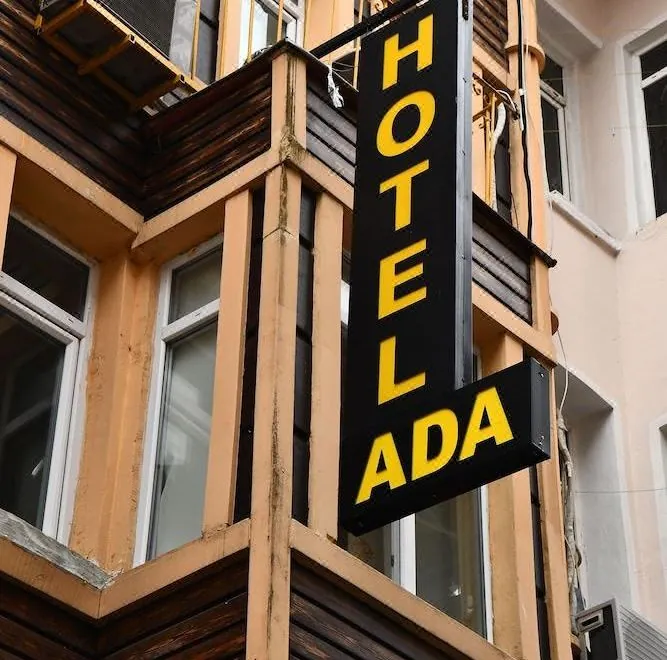 Ada Apartment