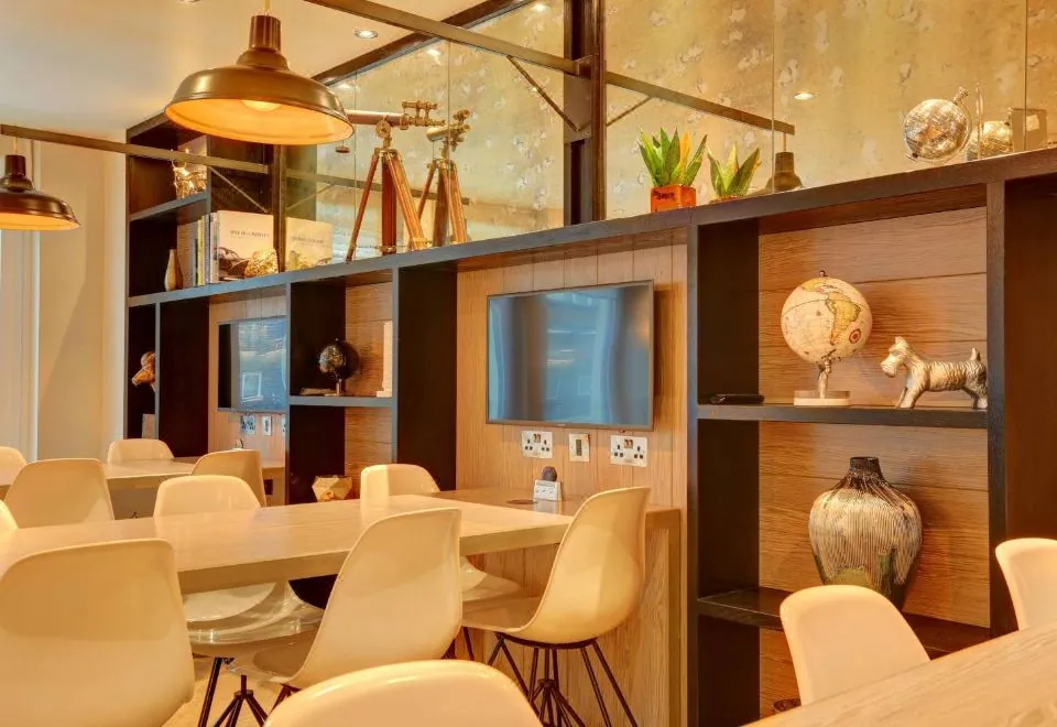 Hub by Premier InnLondon Goodge Street