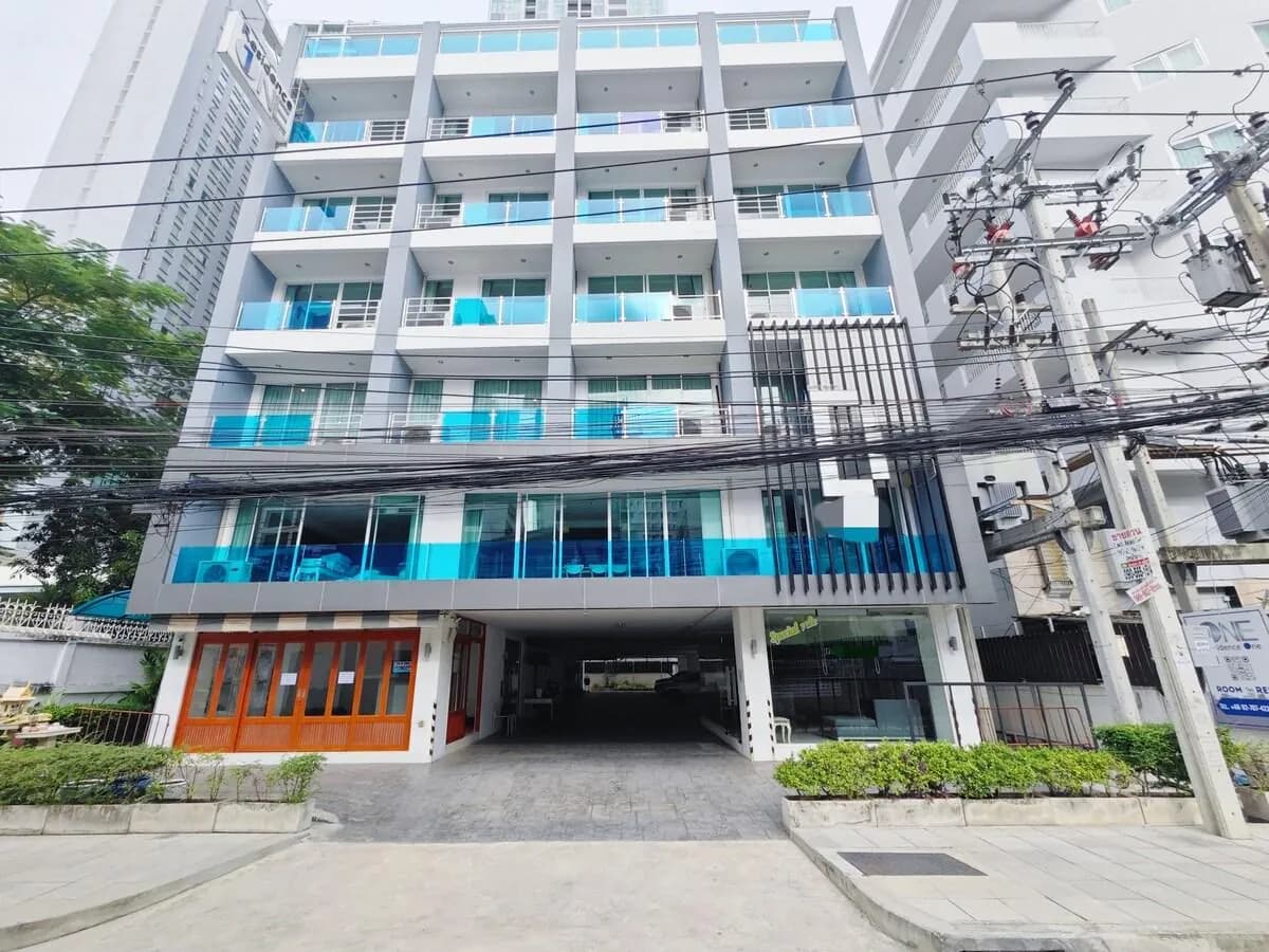 NaNaBTS/Sukhumvit/1BR+ /Free WiFi