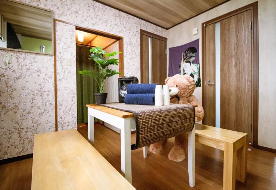 Maru House - Hostel