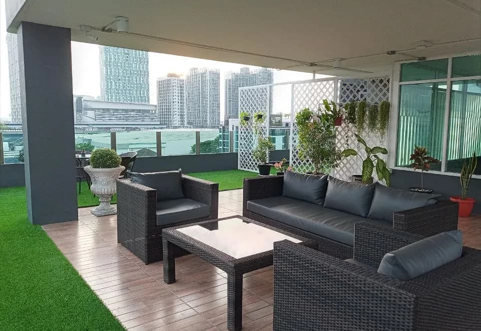 The Qube Fifty Hotel