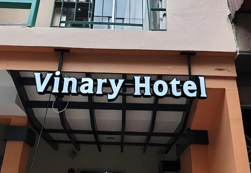 Vinary Hotel
