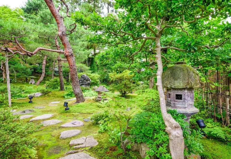 Kenrokuen House Hotel