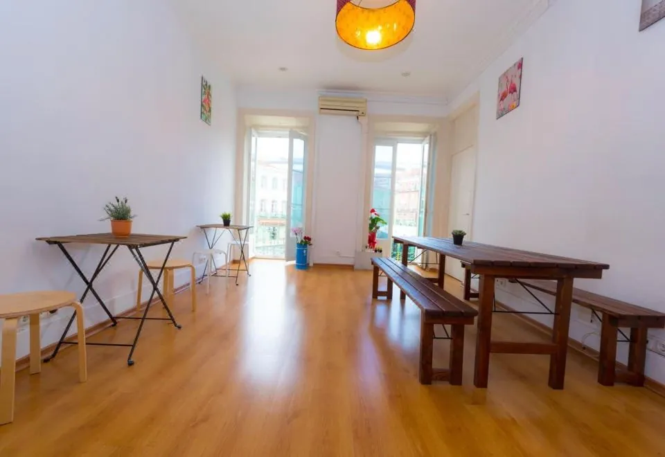 SwissLisbon Guest House