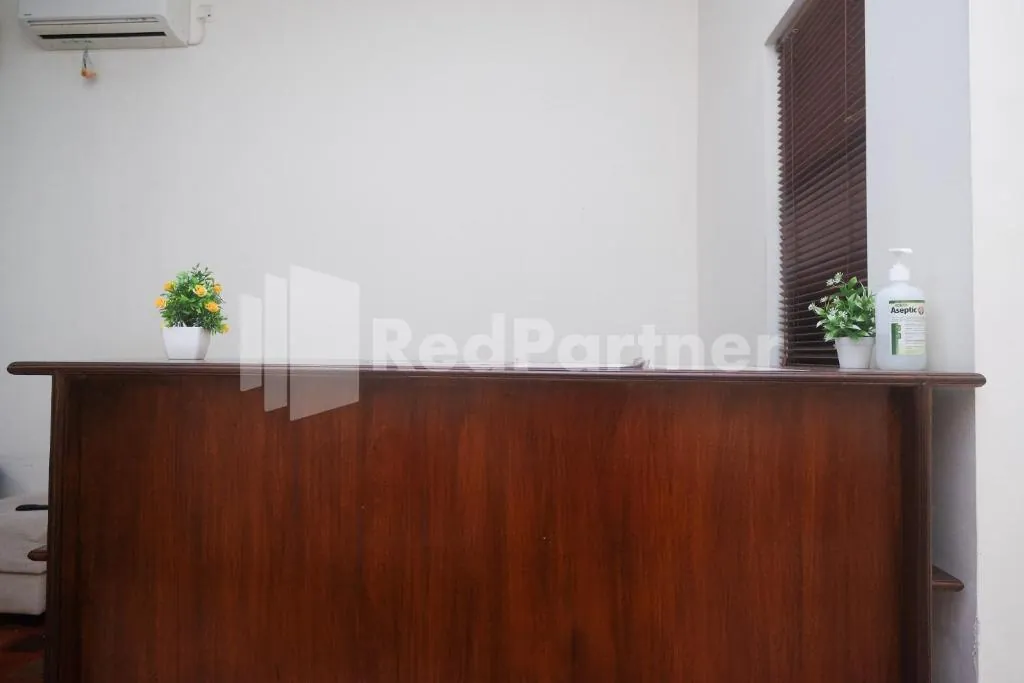 Tatti Inn Syariah Seturan RedPartner