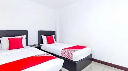 OYO 321 Hotel d'Elegant