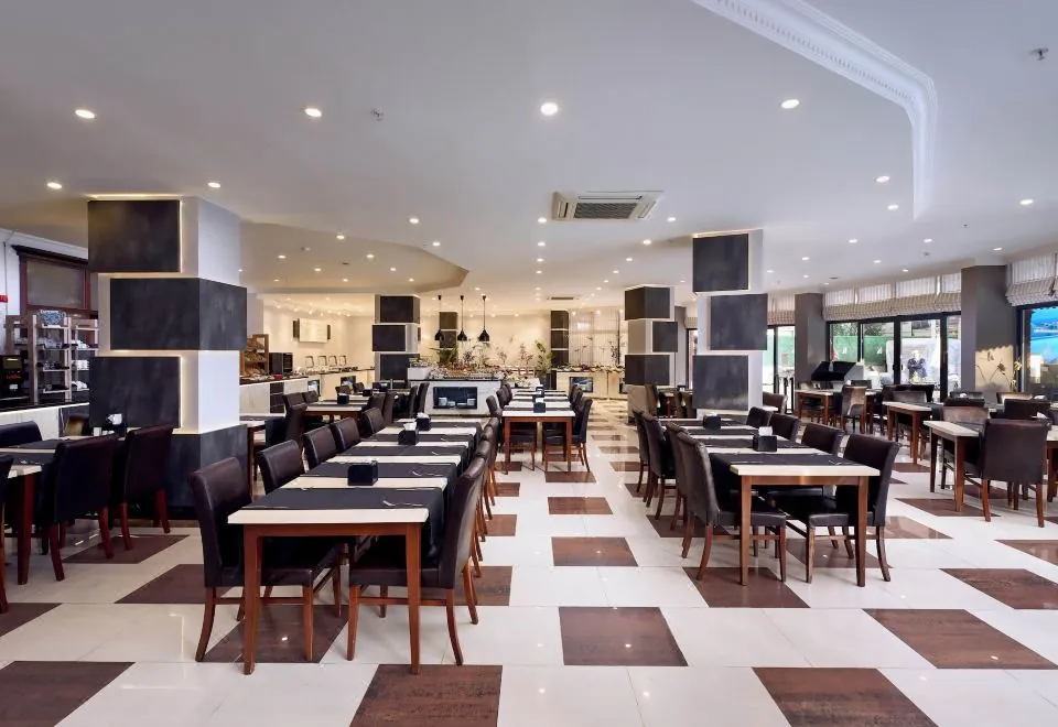 Kaila City Hotel