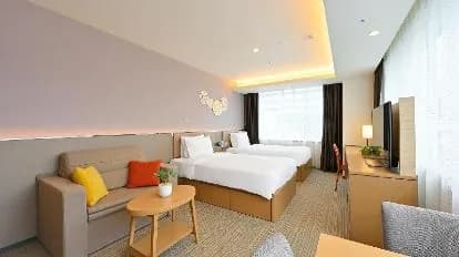 Holiday Inn & Suites Shin Osaka, an IHG hotel