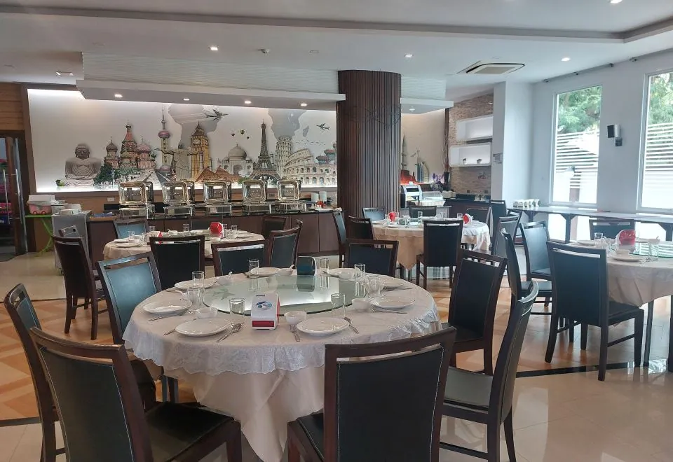 Vareena Palace Hotel