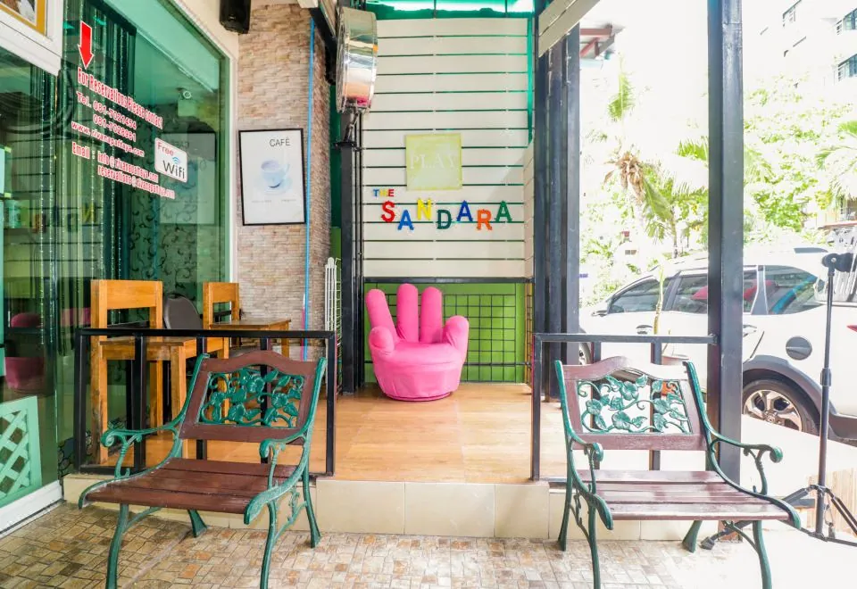 OYO 146 Rivana Boutique by Sandara