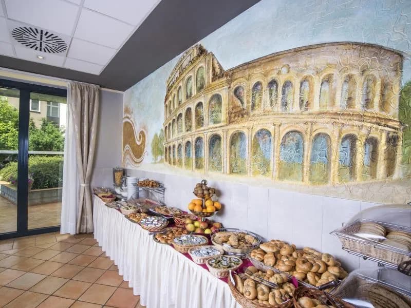 Roma Hotel