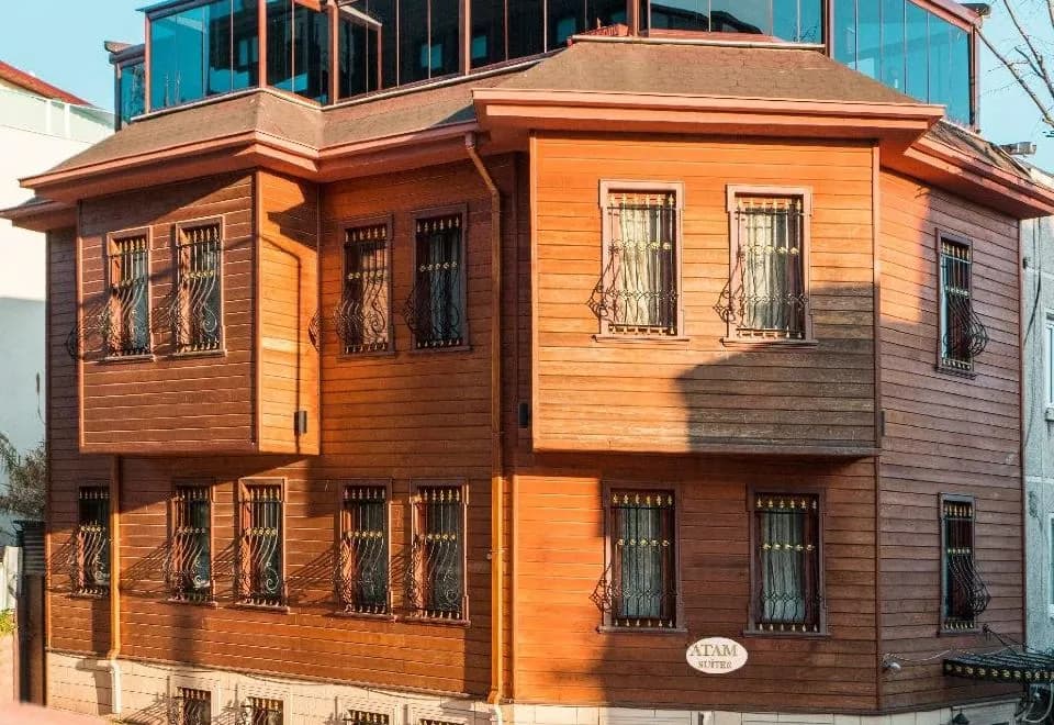 Atam Suites