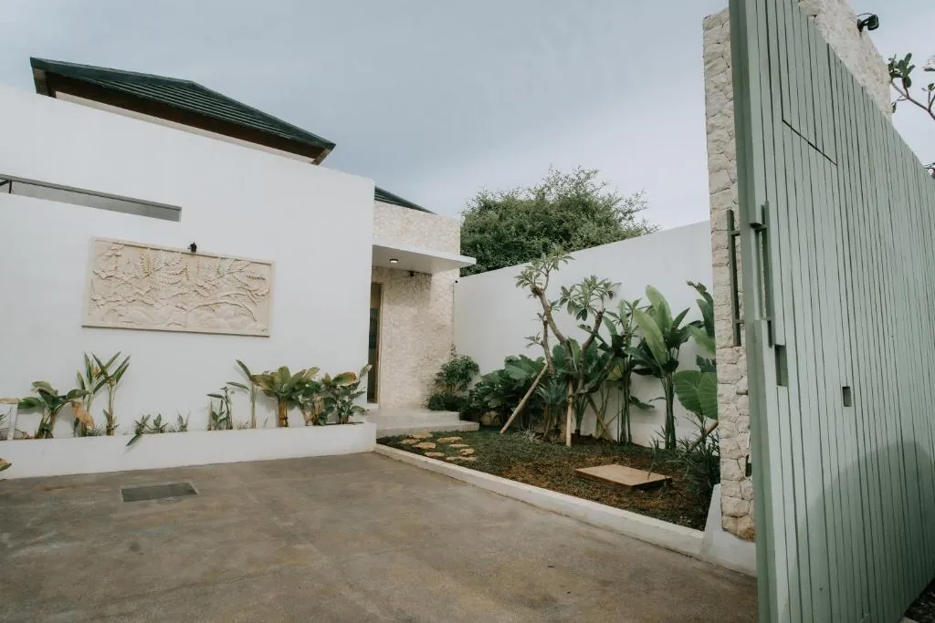 The Pahala Villas