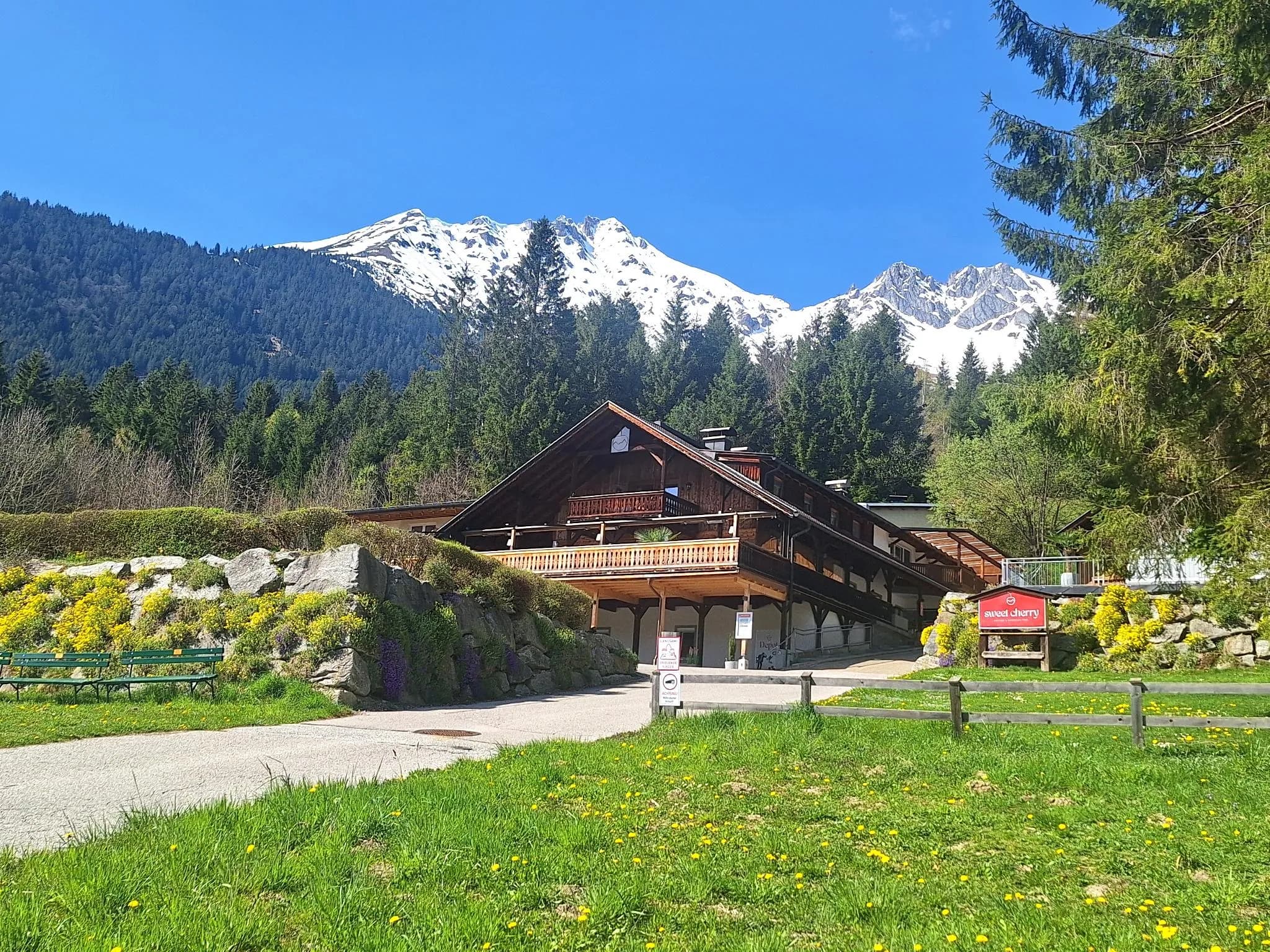 Sweet Cherry Boutique Guesthouse Tyrol