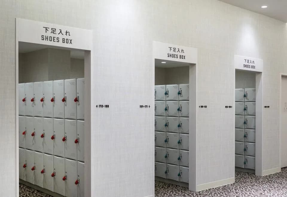 J・Garden Shin-Osaka Capsule Hotel