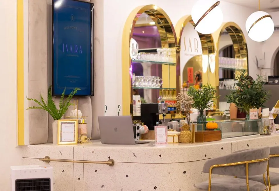 Isara Boutique Hotel and Cafe