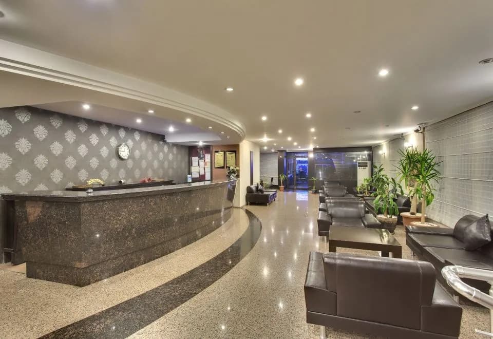 Antroyal Hotel