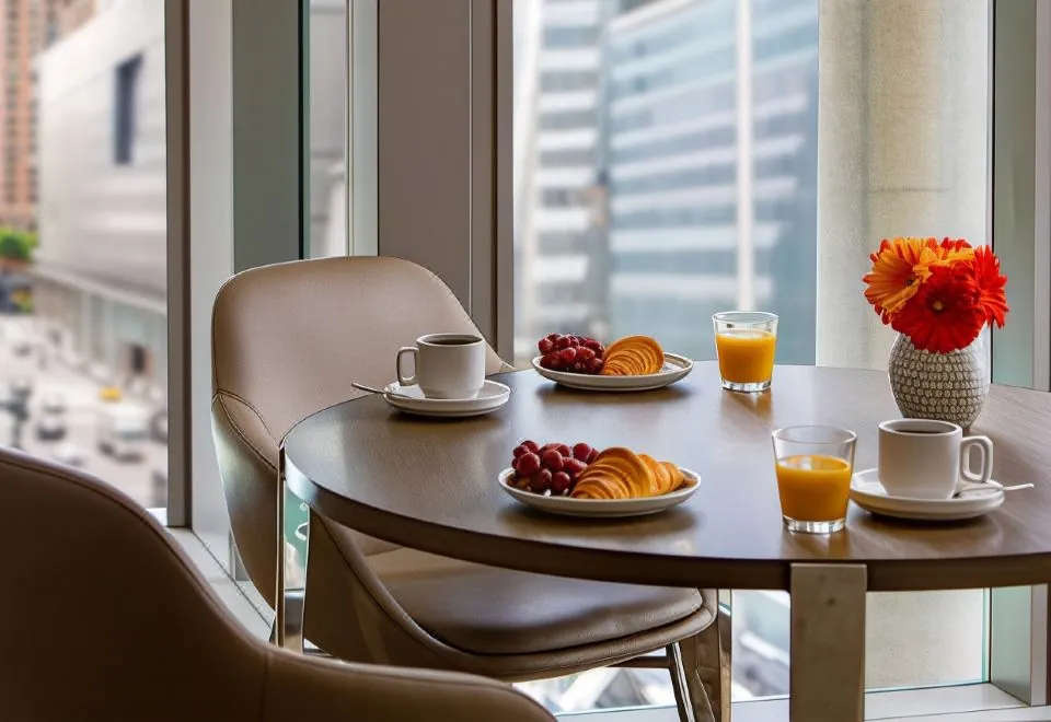 Courtyard by Marriott New York Manhattan/Midtown West