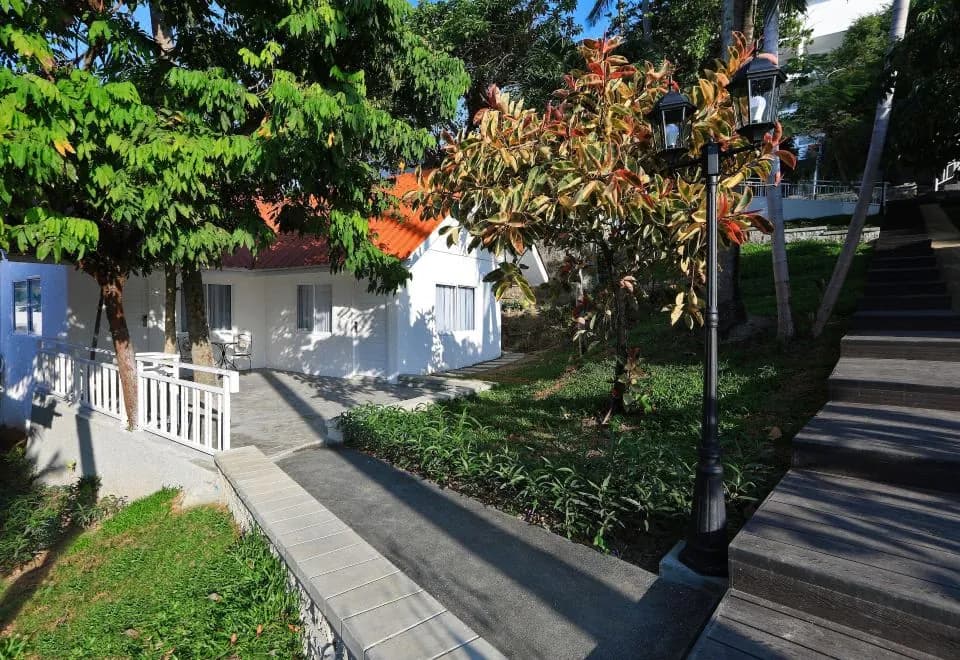 Kata White Villas