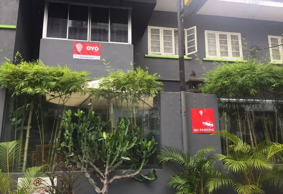 OYO 101 V'la Heritage Hotel