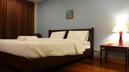 Mango Bedroom Inn